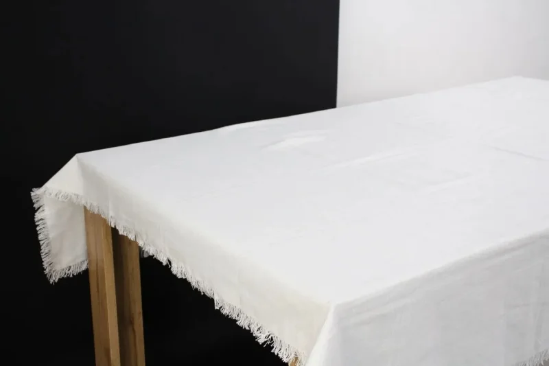 Tafeldecke Mahon, cremeweiß, Leinenoptik, 100% Baumwolle Maße: 140 x 180 cm